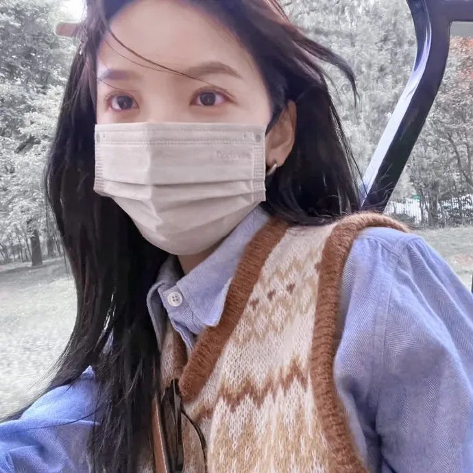 早餐时女歌迷快闪封面